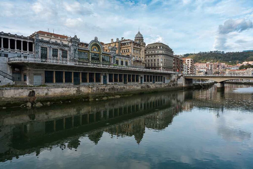 Estación de tren de Bilbao